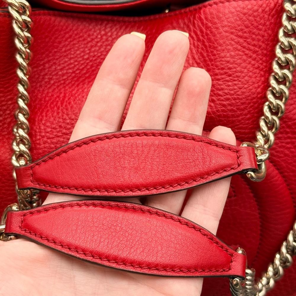 AUTHENTIC Gucci Soho Medium Chain Shoulder Bag - Red Pebbled Leather - Picture 8 of 16